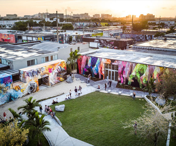 Miami Exhibition – Lara J. Trad's curated digital and figurative works